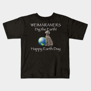 Weimaraner Earth Day Awareness T-Shirt Kids T-Shirt